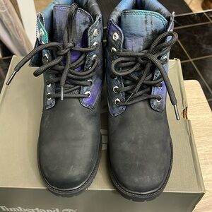 Timberland Heritage women 6” laced Boots